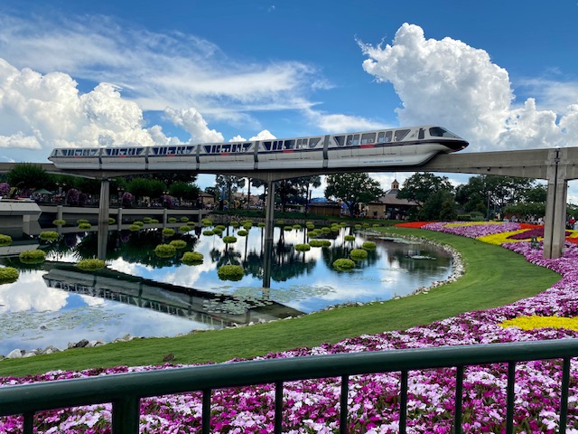 Choosing the Right Disney Resort Transportation for Your Vacation