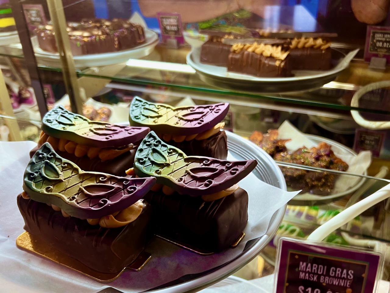 Want help planning your Universal Mardi Gras trip?