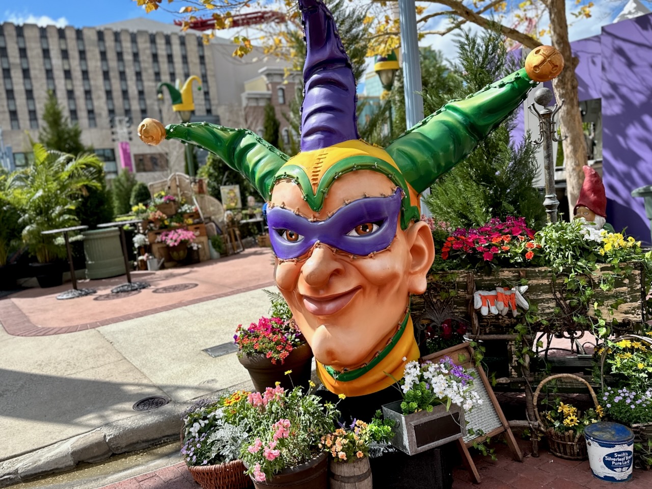 Your Guide to Mardi Gras at Universal Orlando Resort for Families